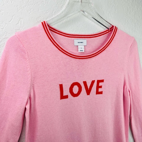 - Old Navy Pink and Red “LOVE” Crewneck Pullover Long Sleeve Sweater Size … - Picture 12 of 13